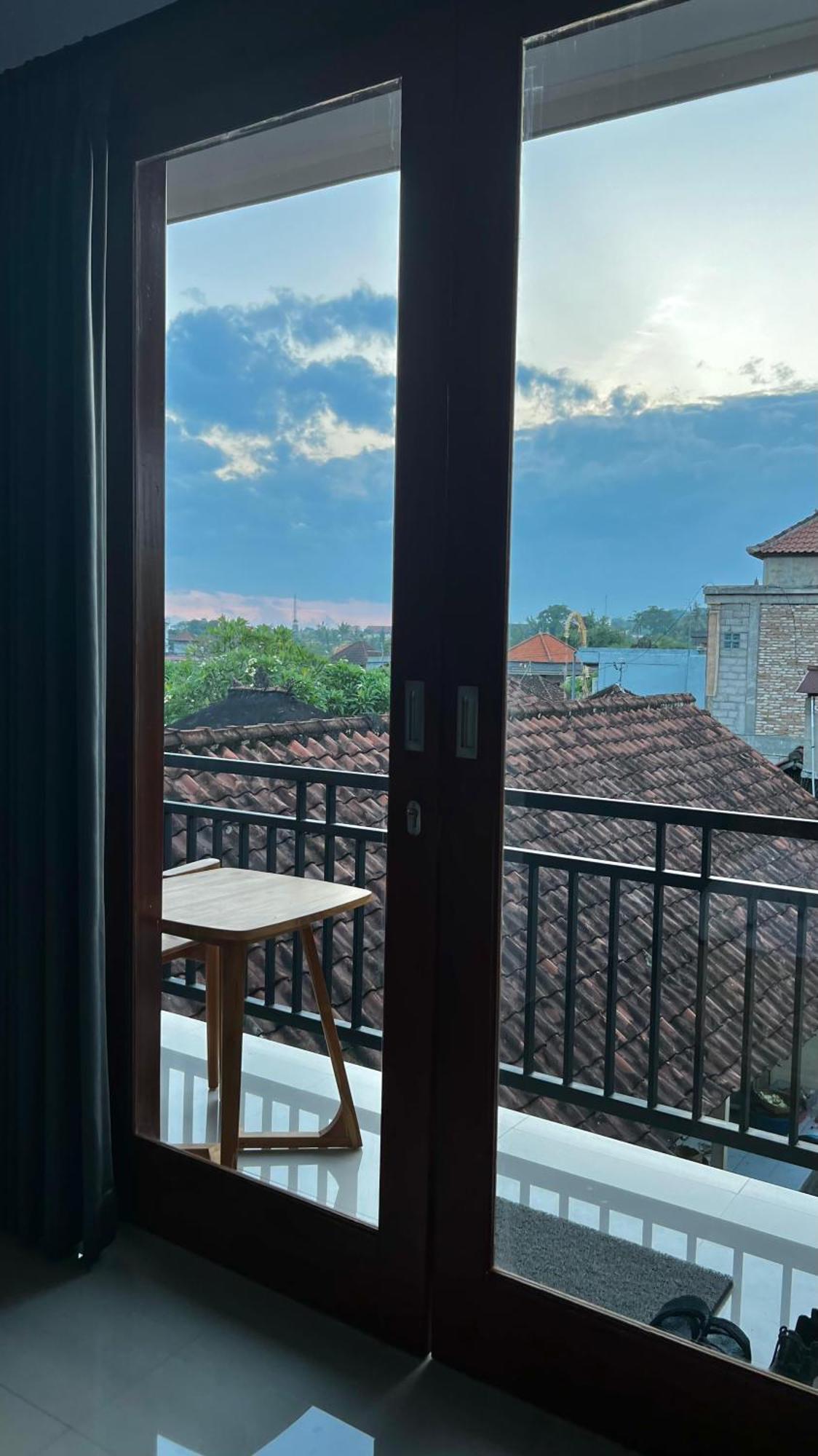Privatunterkunft Tirta Kemala House *