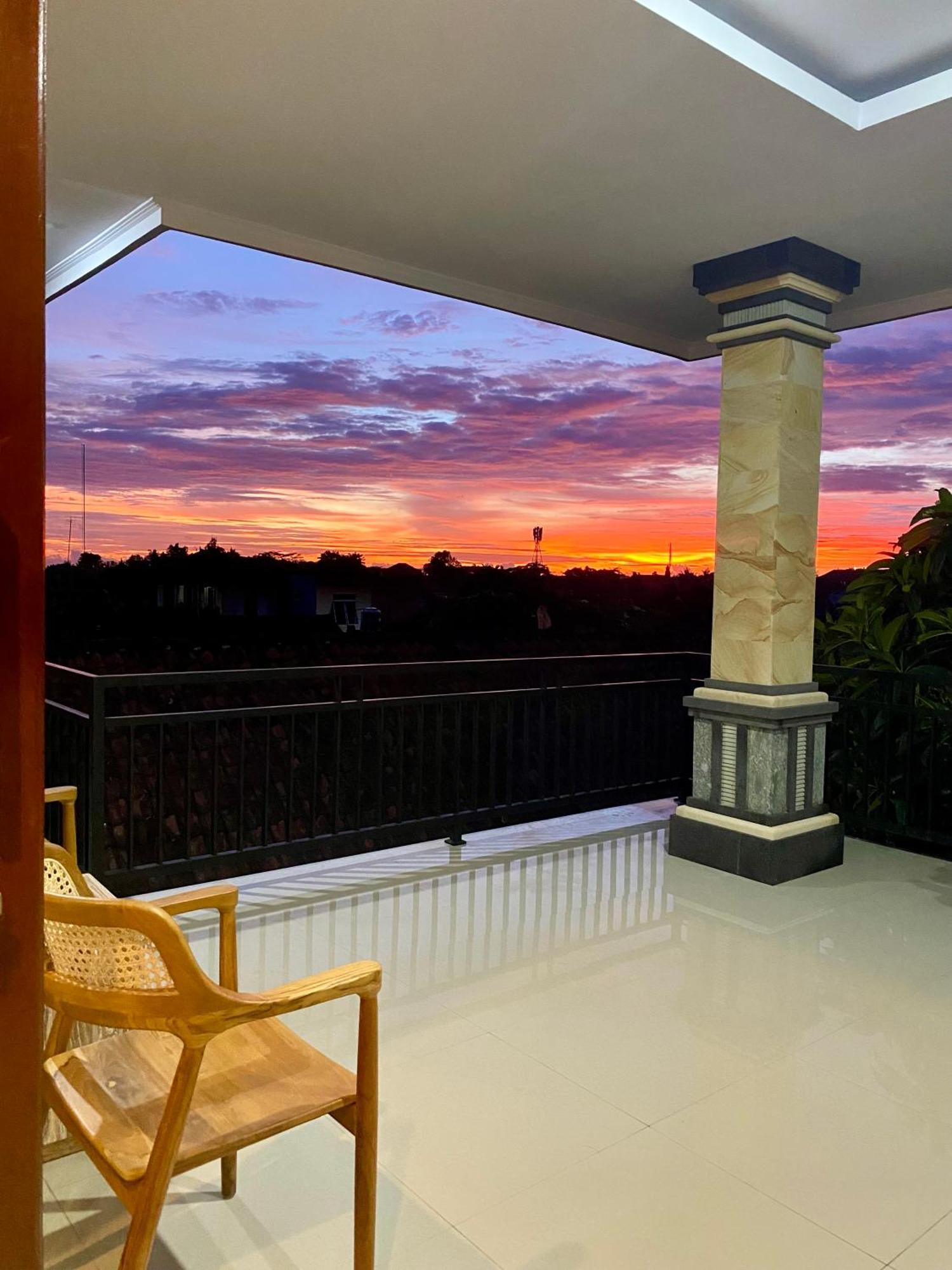 Privatunterkunft Tirta Kemala House *