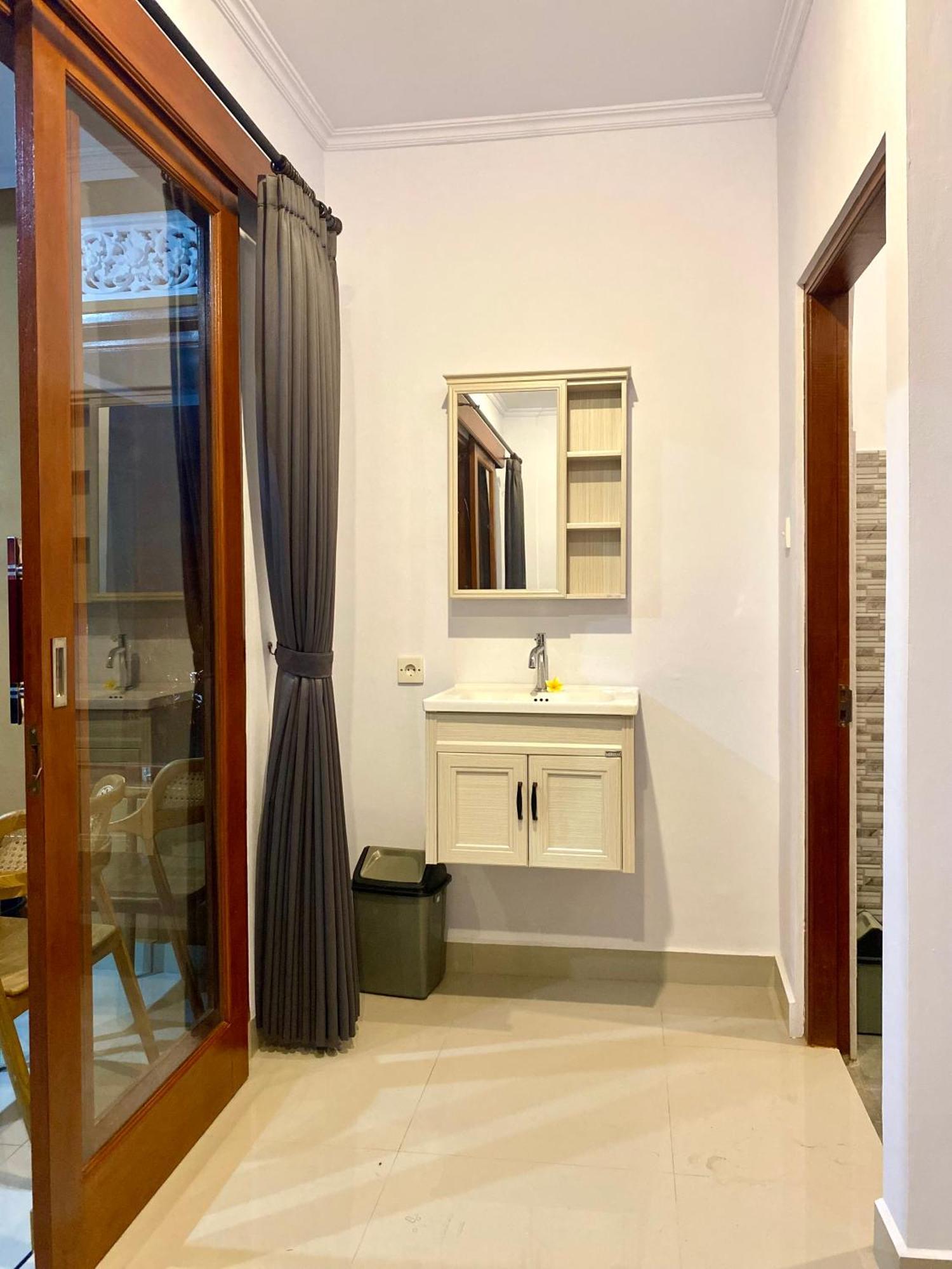 Tirta Kemala House Privatunterkunft
