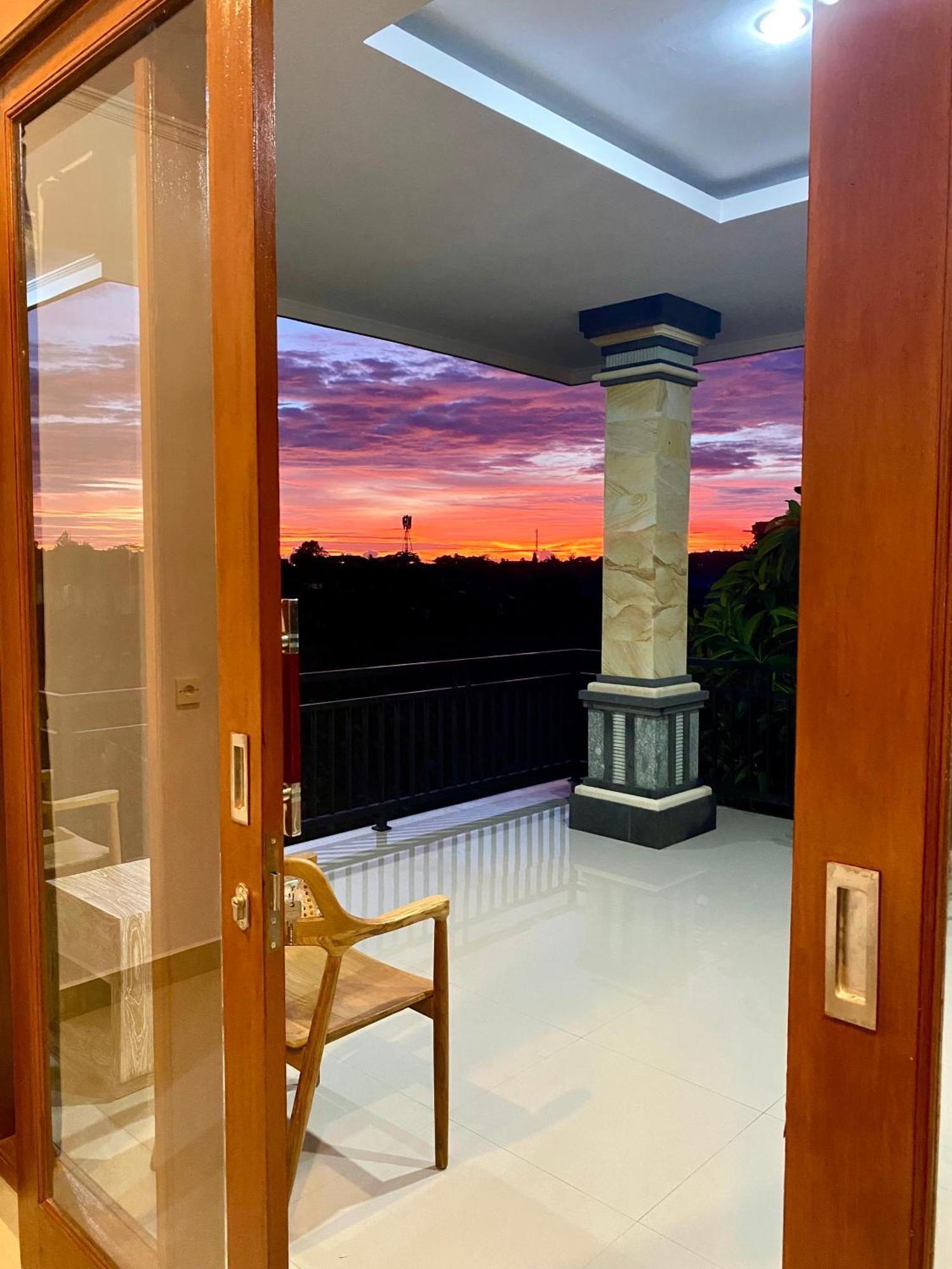 Privatunterkunft Tirta Kemala House *